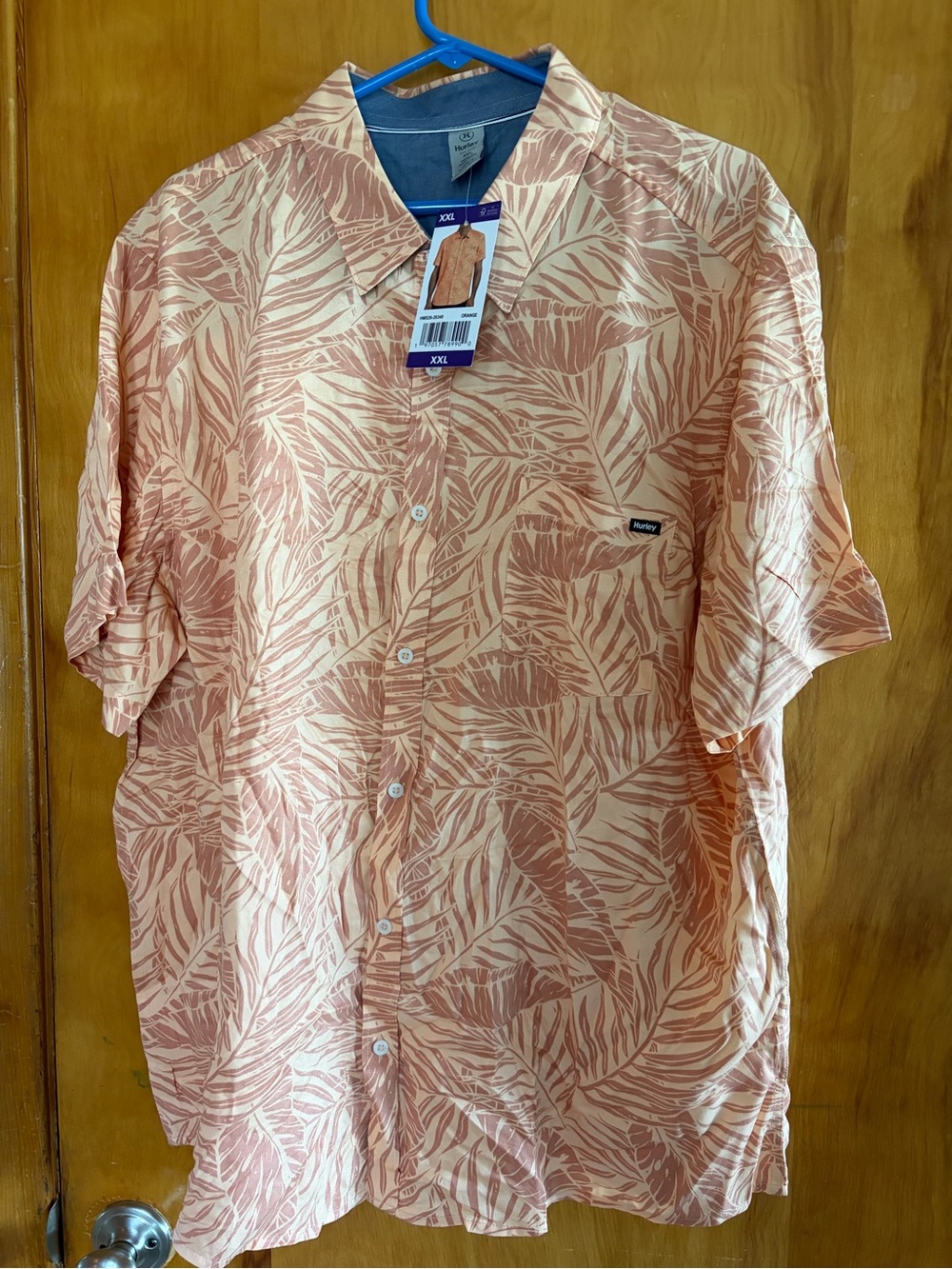 Hurley Peach and Cream Leaf-Print Short-Sleeve Button-Down Shirt